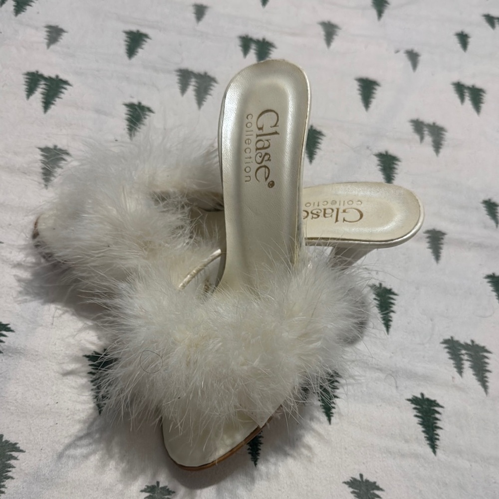 White Plush Mules with Fluffy Strap